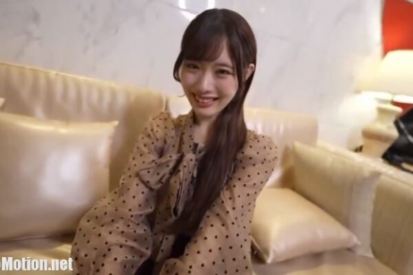 【美少女ハメ撮り】【潮吹き】【神回】超可愛いモデル体型の敏感お嬢様系素人美少女ちゃんが潮吹きさせられる度に『ごめんなさい』と言われるのが可愛すぎる♡
