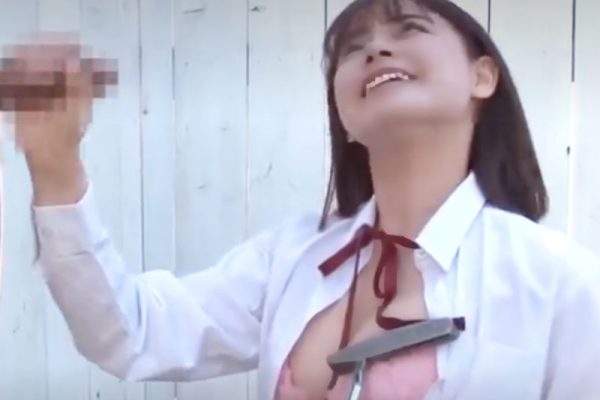 ［お口女神/ゴルフ部活JK］らめパター…乳首勃起ょぉ！男子を生暖かいフェラで責め倒す乙女が屋外で射精されちまうエロ動画WWWWWWW