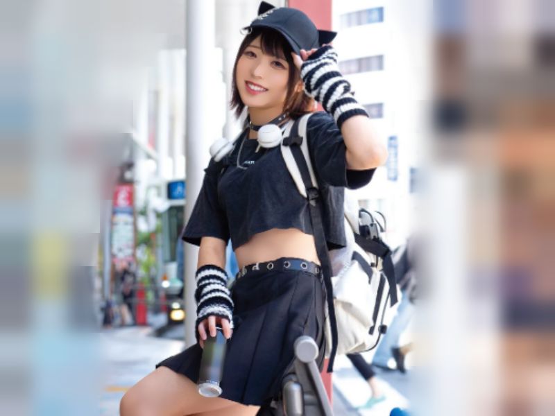 クビレ超美巨乳 Boin「小花のん」Box