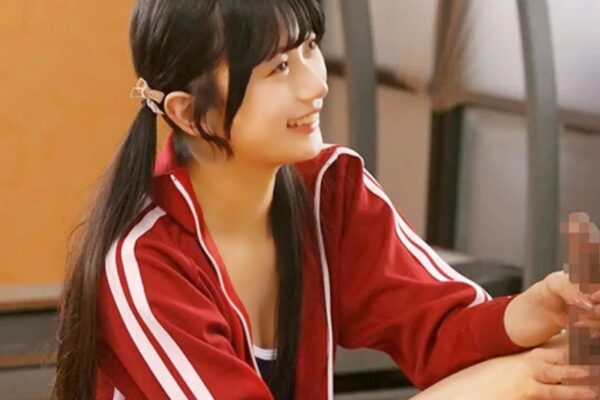 『北岡果林＼中出し~ビッチ女子マネ』凄い勃起~お膣挿れるね。笑顔で部活チ●コを握りしめる乙女が次々穴兄弟にするエロ動画wwwwww